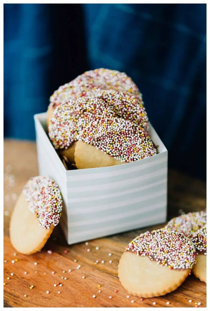 Chocolate dipped shortbread biscuits