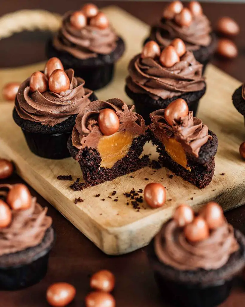 Enchanted Eggs chocolate caramel cupcakes. An easy and indulgent Easter bake. Recipe by movers and bakers