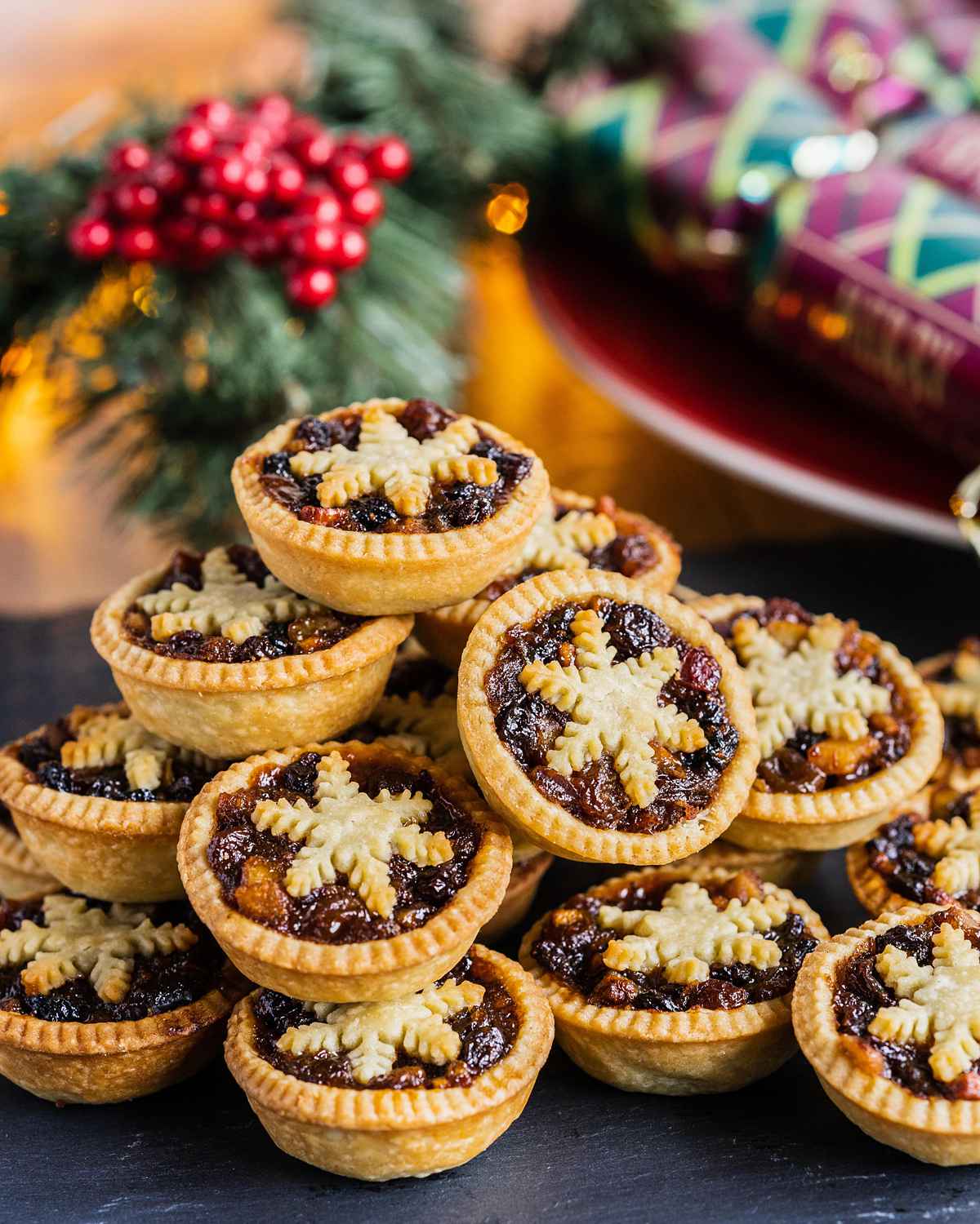 Mini Mince Pies Recipe • Curious Cuisiniere