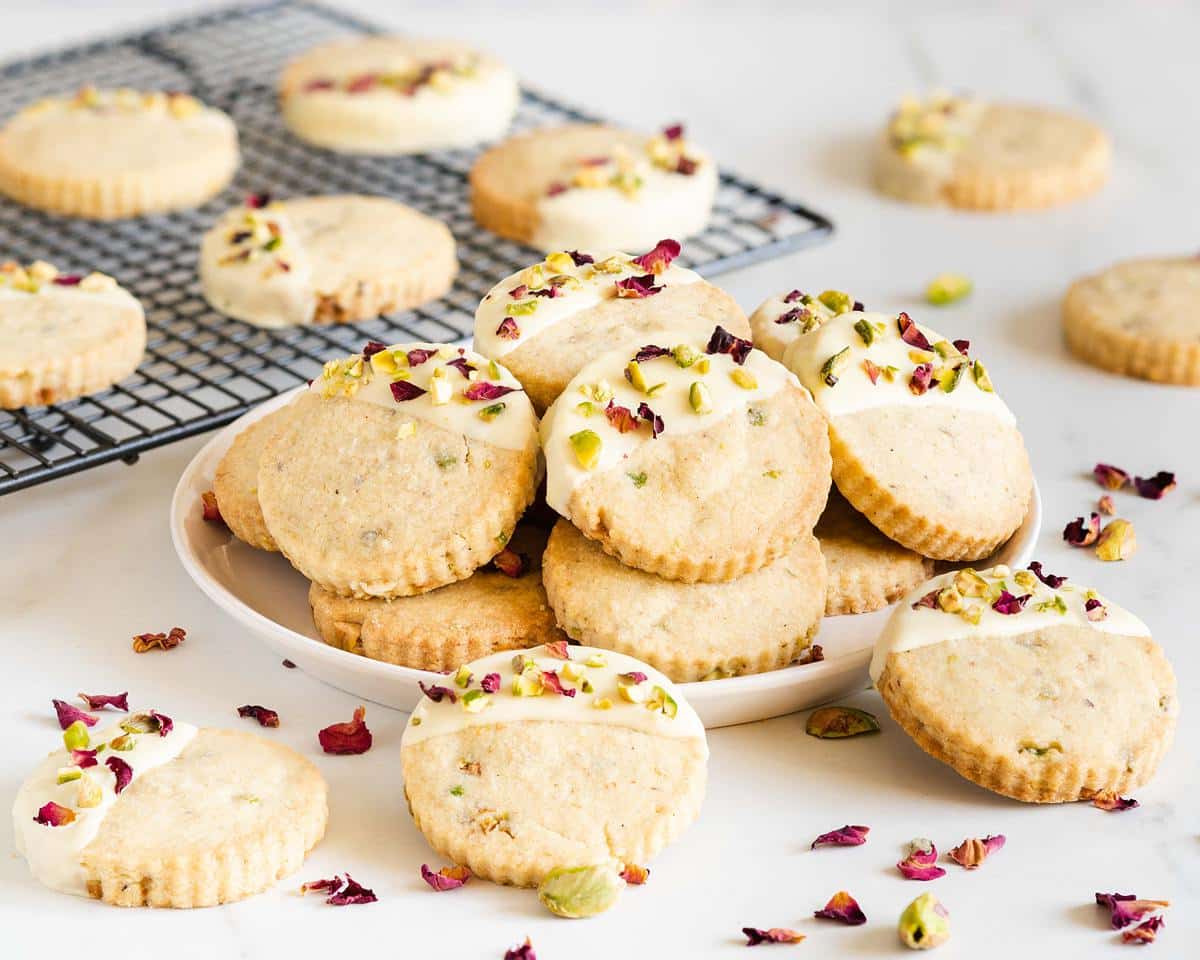 rose pistachio shortbread cookies
