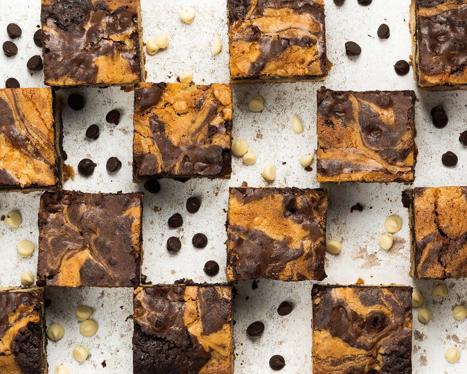 Brownie blondies recipe. My brownie blondies recipe swirls together both these delights into a heavenly delicious bake no one can resist! Pure, indulgent, blondie brownie bliss! Recipe by movers and bakers
