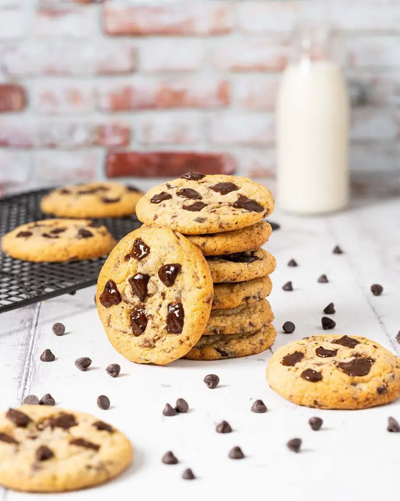 Chocolate chunk cookies. Soft chewy cookies are packed with chopped dark chocolate chunks and topped with more chocolate after baking. Cookie heaven! Recipe by movers and bakers