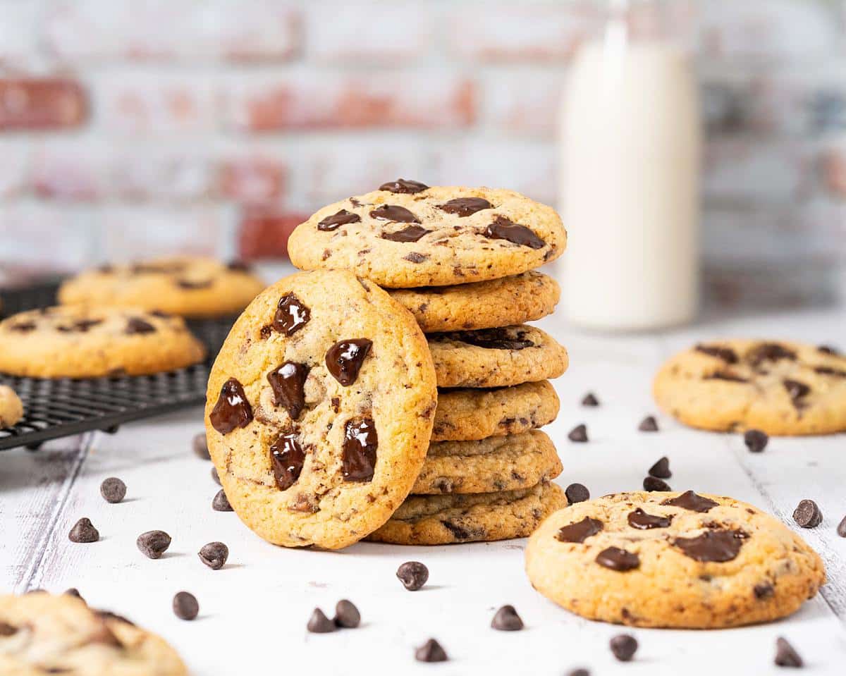 Chocolate chunk cookies. Soft chewy cookies are packed with chopped dark chocolate chunks and topped with more chocolate after baking. Cookie heaven! Recipe by movers and bakers