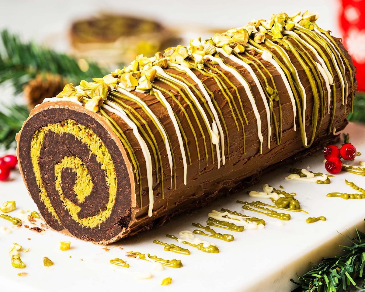 Dubai Chocolate Brownie Yule Log