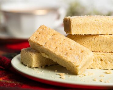 This Scottish shortbread is a traditional recipe and so simple to make. Perfect to enjoy with an afternoon cup of tea or anytime! Recipe by movers and bakers