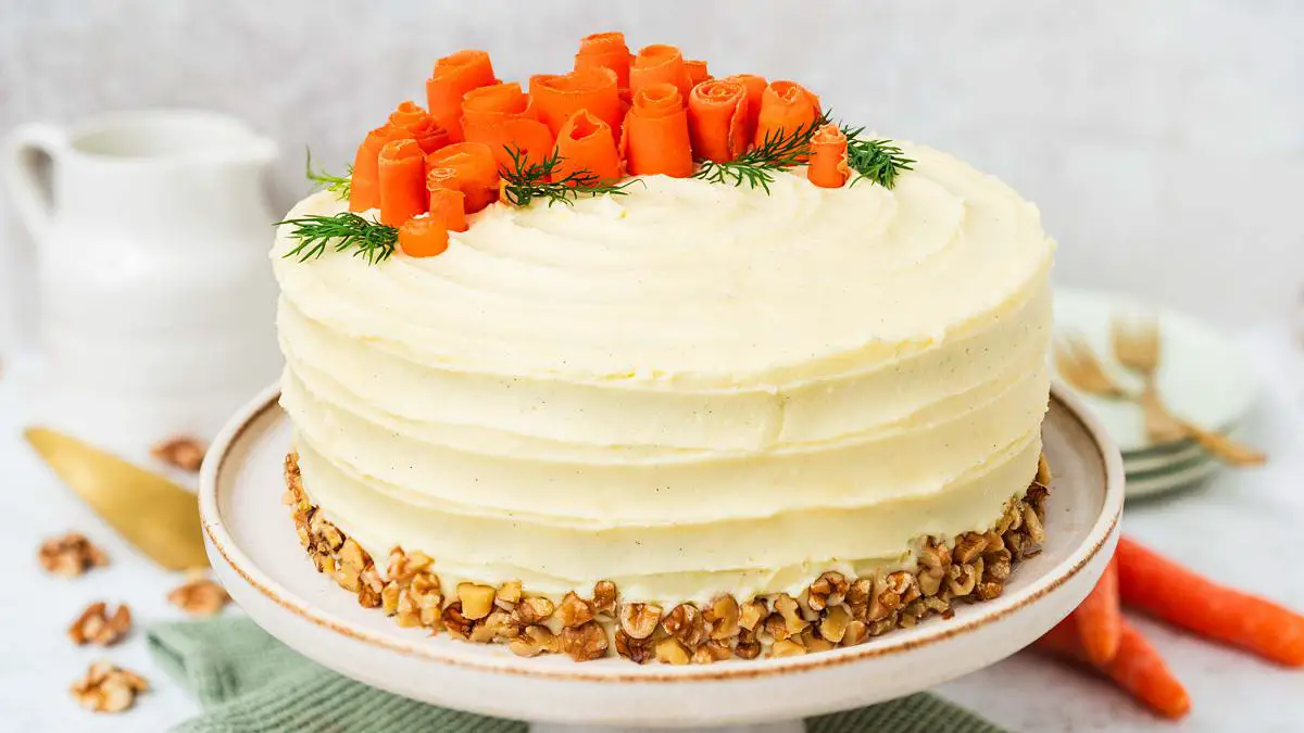 My Favourite Easy Simple Carrot Cake Recipe