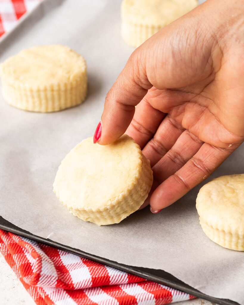 Place the scones on a baking tray...