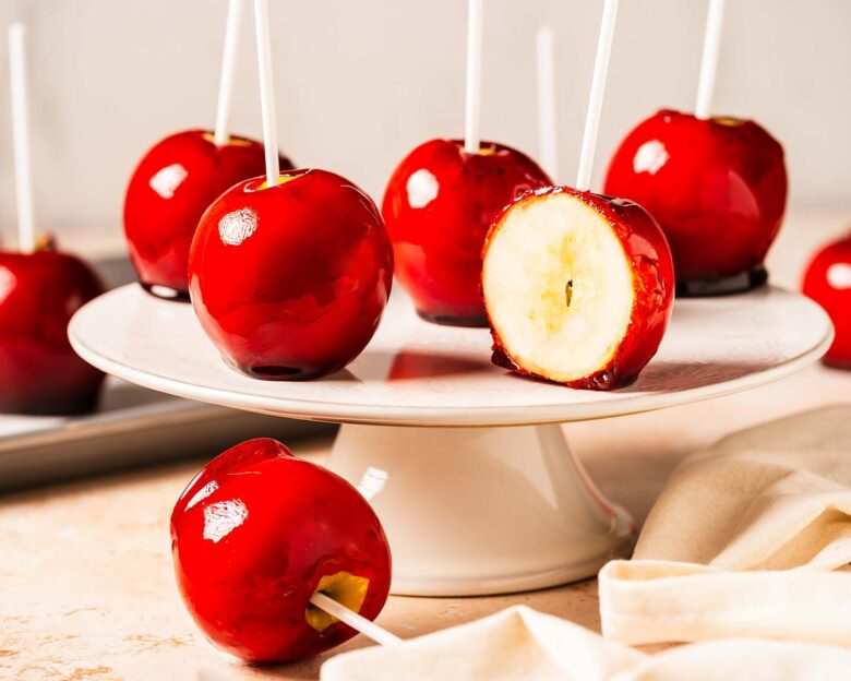 My candy apples recipe will bring back all those wonderful nostalgic childhood memories from summer fairs or bonfire night. Crisp juicy apples coated in a crunchy sugar shell, a perfect (slightly healthy!) treat! Recipe by movers and bakers