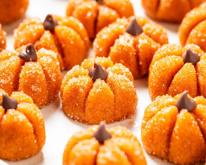 Usher in autumn with my pumpkin spice brigadeiros: creamy, spiced truffles. An easy, no-bake dessert perfect for Halloween, cosy seasonal gatherings or a fun activity with the kids! Recipe by movers and bakers