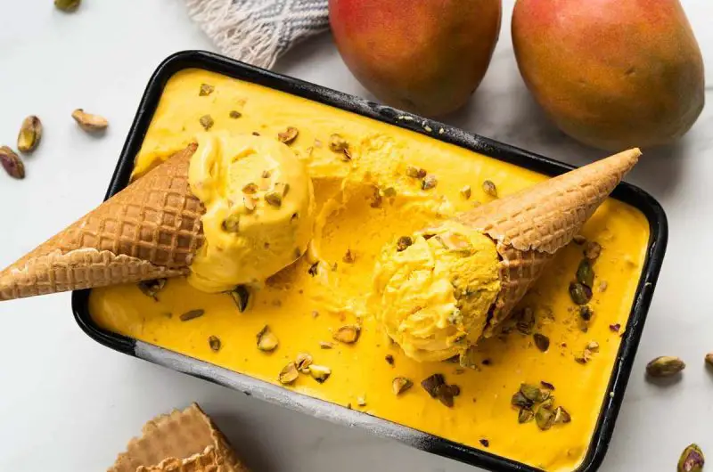 Mango and Pistachio Ice Cream