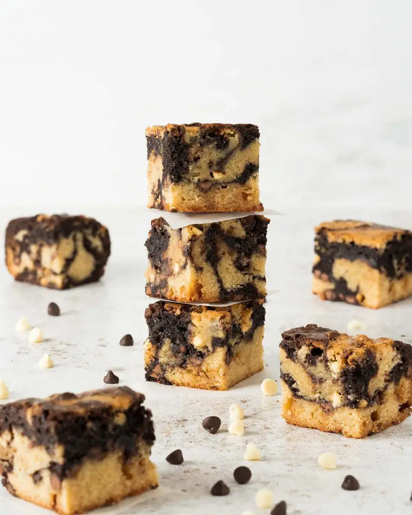 Brownie blondies recipe. My brownie blondies recipe swirls together both these delights into a heavenly delicious bake no one can resist! Pure, indulgent, blondie brownie bliss! Recipe by movers and bakers