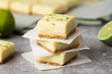 With a light biscuit base and a creamy zingy lime filling, this delicious key lime fudge is one everyone will love! Recipe by movers and bakers